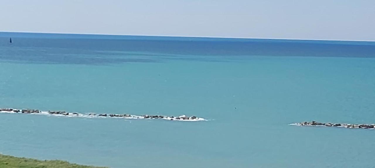 Apartamento La Terrazza Di Nerone Anzio Exterior foto